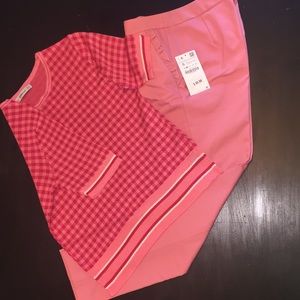 Zara ruffle detail cropped trousers/ Zara Knit top